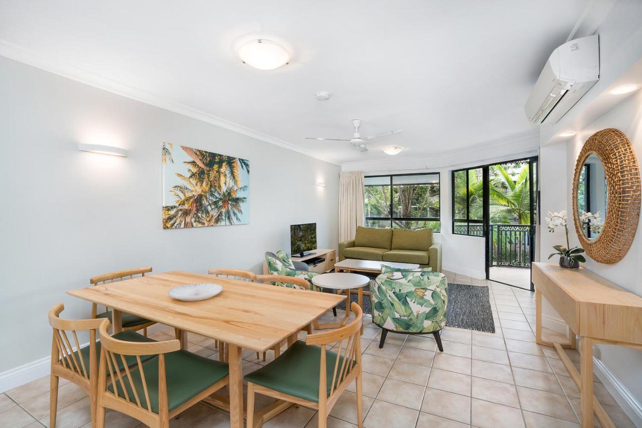 Club Wyndham Cairns Hotel Exterior photo