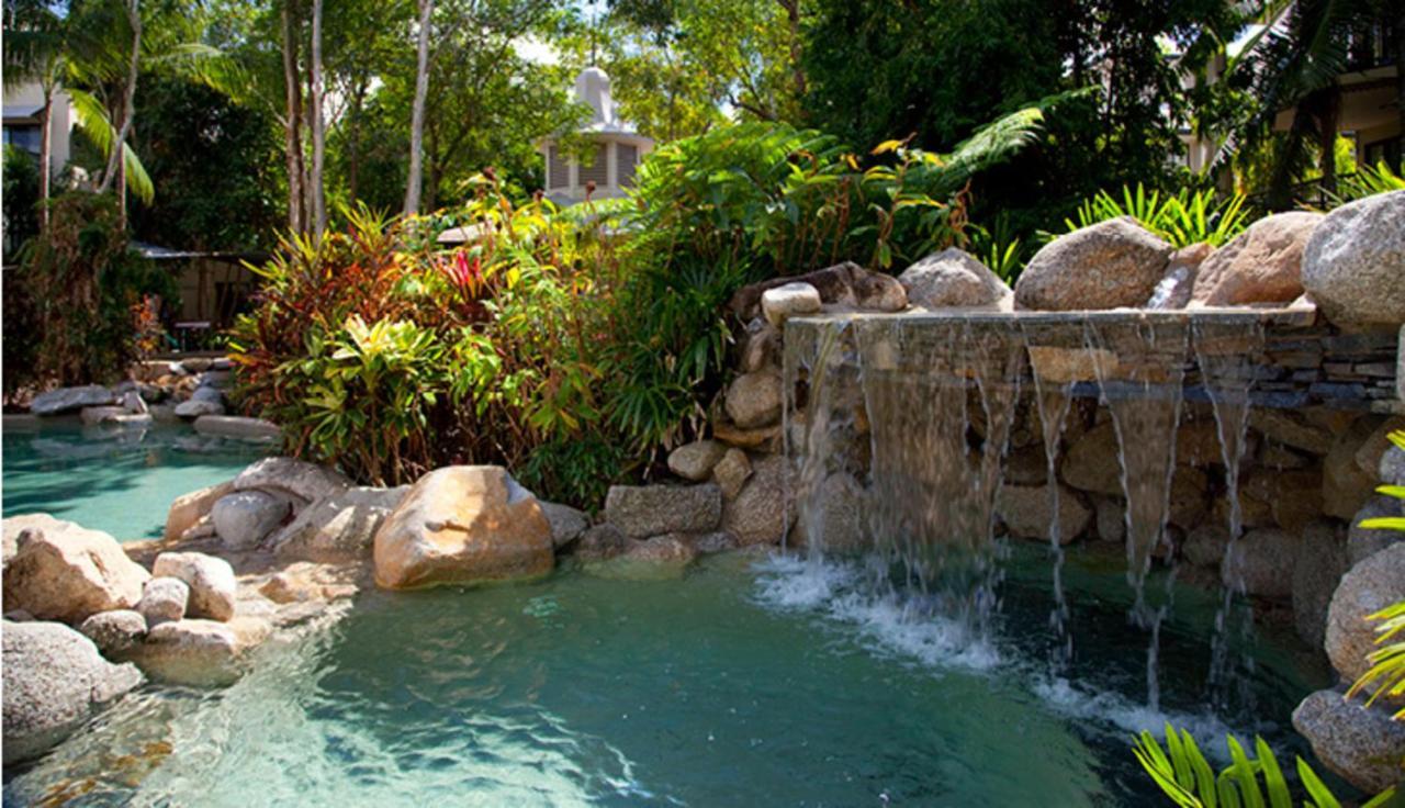 Club Wyndham Cairns Hotel Exterior photo